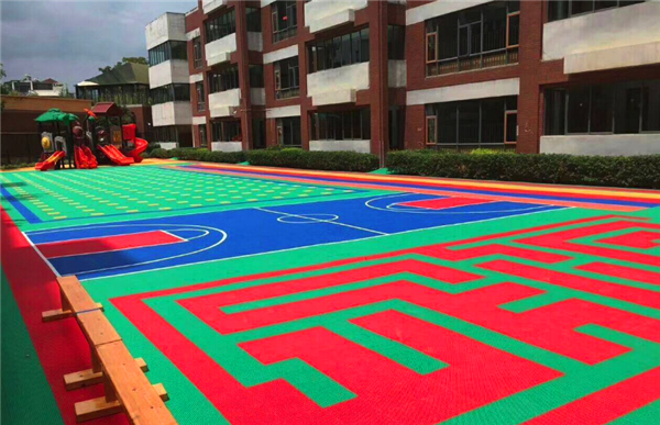 幼兒園地板的安全問題，需要被更多人看到！